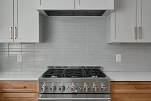 2209 Woodland Ave, Austin, TX 78741 - Photo 21