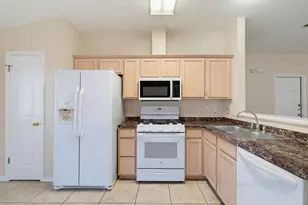 14612 Rumfeldt St, Austin, TX 78725 - Photo 7
