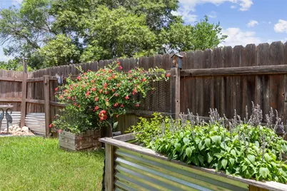 1104 Hilltop Drive, San Marcos, TX 78666 - Photo 31
