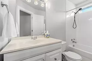 1104 Hilltop Dr, San Marcos, TX 78666 - Photo 23