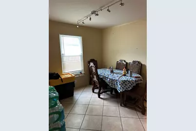 6913 Sabrina Drive, Austin, TX 78747 - Photo 7