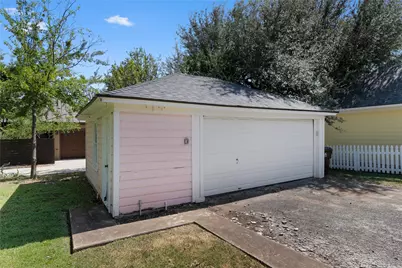 909 E Liberty Avenue, Round Rock, TX 78664 - Photo 29