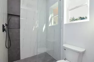 7103 Bennett Ave, Austin, TX 78752 - Photo 13