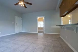 2410 Leon St, Austin, TX 78705 - Photo 3