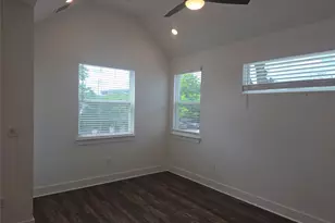 7601 Carver Ave, Austin, TX 78752 - Photo 7