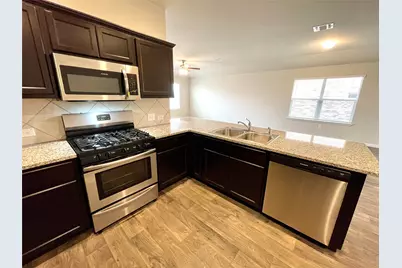 10824 Gonzales Ranger Pass, Austin, TX 78754 - Photo 13