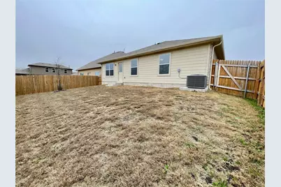 10824 Gonzales Ranger Pass, Austin, TX 78754 - Photo 33