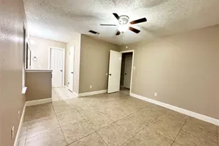 1611 Onion Creek Village Dr, Round Rock, TX 78664 - Photo 15