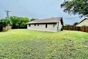 1611 Onion Creek Village Dr, Round Rock, TX 78664 - Photo 31