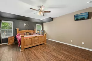 30013 Edgewood Dr, Georgetown, TX 78628 - Photo 19