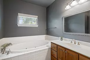 101 Winding Oak Dr, Johnson City, TX 78636 - Photo 21