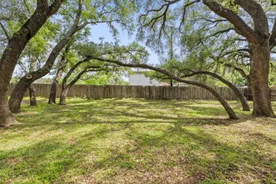101 Winding Oak Drive, Johnson City, TX 78636 - Photo 29