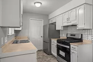2311 Peppertree Ct, Austin, TX 78744 - Photo 5