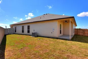 517 Jack Rabbit Ln, Buda, TX 78610 - Photo 17