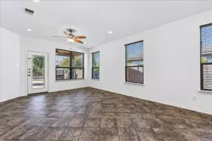 1020 Clove Hitch Rd, Georgetown, TX 78633 - Photo 5