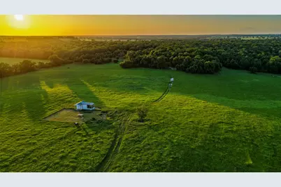 1462 County Road 313, Thrall, TX 78947 - Photo 9
