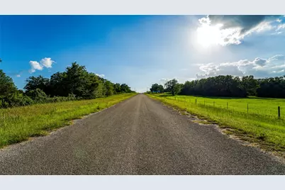 1462 County Road 313, Thrall, TX 78947 - Photo 27