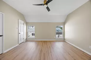 1002 Crestview St, Round Rock, TX 78681 - Photo 21