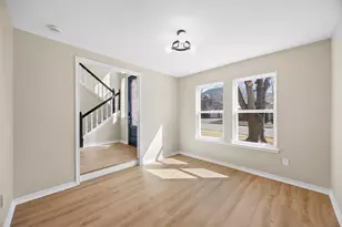 1002 Crestview St, Round Rock, TX 78681 - Photo 17