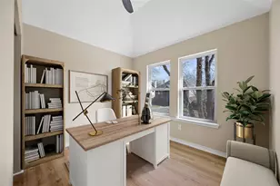 1002 Crestview St, Round Rock, TX 78681 - Photo 31