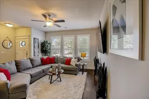 11102 Railway Ln, Austin, TX 78717 - Photo 5
