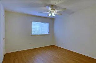 816 W N Loop Blvd, Austin, TX 78756 - Photo 9