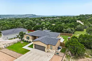 21422 Santa Rosa Ave, Lago Vista, TX 78645 - Photo 35