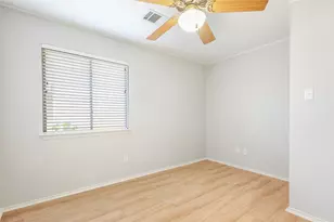 15204 Drusilla's Dr, Pflugerville, TX 78660 - Photo 27