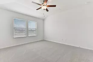 144 Sleep Holw, Jarrell, TX 76537 - Photo 5