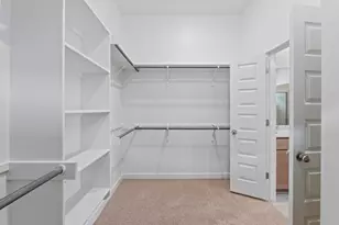 908 Universal Dr, Hutto, TX 78634 - Photo 19