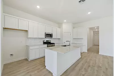 908 Universal Drive, Hutto, TX 78634 - Photo 7