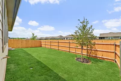 908 Universal Drive, Hutto, TX 78634 - Photo 25