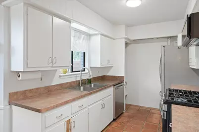 8102 Shadowood Drive, Austin, TX 78757 - Photo 11