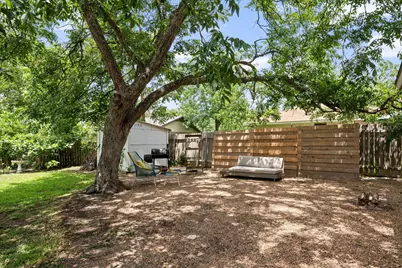 8102 Shadowood Drive, Austin, TX 78757 - Photo 25