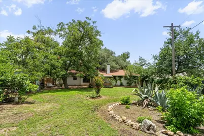 8102 Shadowood Drive, Austin, TX 78757 - Photo 23