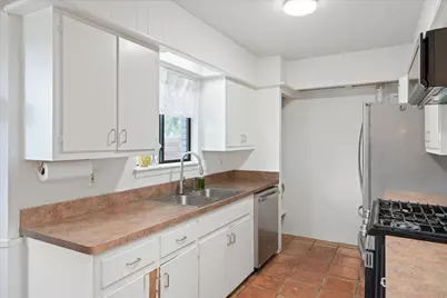 8102 Shadowood Drive, Austin, TX 78757 - Photo 11