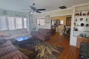 918 E 37th St, Austin, TX 78705 - Photo 13