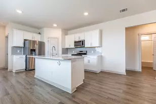 305 Fairfax Ave, San Marcos, TX 78666 - Photo 7