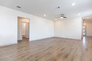 305 Fairfax Ave, San Marcos, TX 78666 - Photo 13