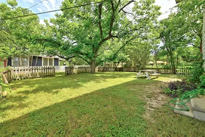 1109 Travis Height Boulevard, Austin, TX 78704 - Photo 31