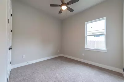 639 Magnolia Lane, Cottonwood Shores, TX 78657 - Photo 15