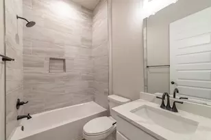 639 Magnolia Ln, Cottonwood Shores, TX 78657 - Photo 17