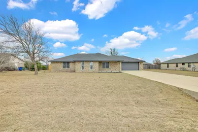 131 Meadow Valley Loop, Jarrell, TX 76537 - Photo 31