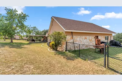 306 Alexander Avenue, Burnet, TX 78611 - Photo 37