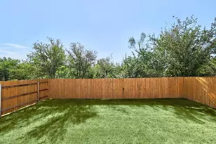 256 Bendecido Loop, Elgin, TX 78621 - Photo 27