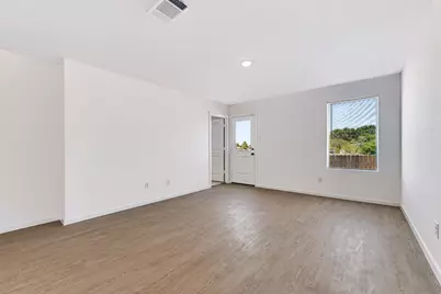 202 Pastar Falls, Seguin, TX 78155 - Photo 11