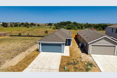 202 Pastar Falls, Seguin, TX 78155 - Photo 1