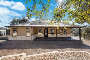 18504 Venture Dr, Lago Vista, TX 78645 - Photo 31