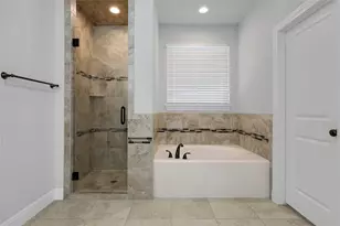 18504 Venture Dr, Lago Vista, TX 78645 - Photo 21