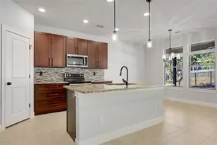 18504 Venture Dr, Lago Vista, TX 78645 - Photo 15